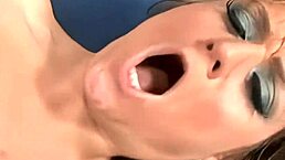 I’m obsessed with banging this curvy slutty milf mom