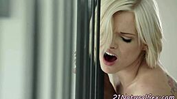 beautiful model getting banged by fat black cock 😍