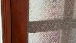 我继妹的骚拉丁朋友给湿漉漉手交 - 英文字幕