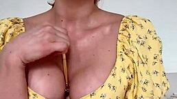 uh, dancin’ an’ strippin’ off my panties in a dress, feelin’ so naughty