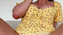 uh, dancin’ an’ strippin’ off my panties in a dress, feelin’ so naughty