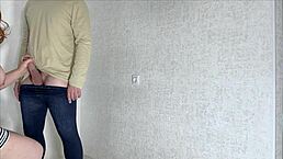 大奶熟女milf张开巨臀给大家看生肛交动作