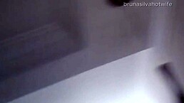 见过Bruna Silva热妻双插吗？