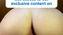 她在家拍POV熟练张开诱惑