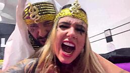 amateur feels big cock pulsing deep in her wet pussy and ass