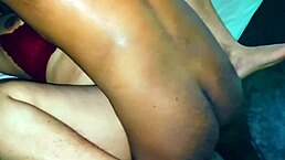 uh, kaamwali bhabhi ki moti gaand pakad ke choda