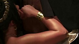 Just a wild cosplay gangbang orgy in parody style.