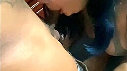 The otaku girl gives her head for money