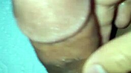 Guy cums while masturbating to sexy porn