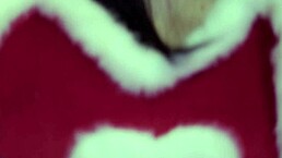 merry christmas, want to see my anal toy play?