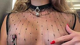 Japanese Babe Gets Handjob and Tongue Play Until Cum