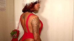 bruna ferraz with hot nathalia fontes, got a christmas surprise, ya get me?