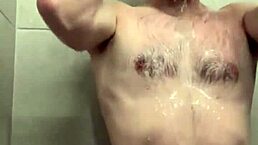 Hey, just chilling at home, wanna jerk off with me?