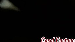 Marido fodendo esposa safada e gozando dentro da sua bucetinha rosinha 😏