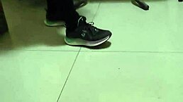 用脏话挑逗我大屁股女仆的会话