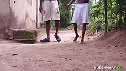 性爱猎人猛干爷爷家里的饥渴瘦女孩