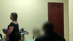 用脏话挑逗我大屁股女仆的会话