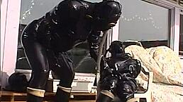 2003RoxinaRetroRubberOxShinyHorny150403Xxl Wmv