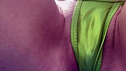 Italian Horny MILF at Miami Public Beach SHOWING TIGHT SHAVED HOT PUSSY