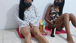 嘿，为什么我继妹男友甩了她后看我打飞机？