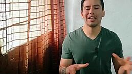 Mature man fucked by bisexual taxi driver!