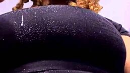 Gaia Wants to Sit on Your Face