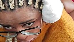 putinha latina engolindo dildo