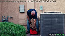 Huge boobs gamer girl bangs the repair guy in wild session! 😍