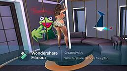 Hot girl doing pole dance 😍