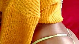 putinha latina engolindo dildo