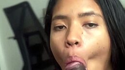 Deep sloppy blowjob from this beautiful brunette 😍