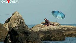 did this beach voyeur photo shoot turn into hardcore sex under the sun