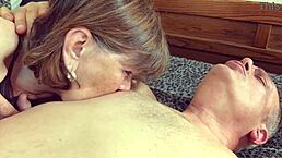 胖奶奶Carmen POV口交吞精