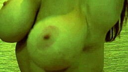 Hey, chatting about fake tits with Kylee Nash.