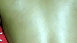 Indonesian trick turns into steamy massage action, huh?