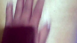 Indonesian trick turns into steamy massage action, huh?