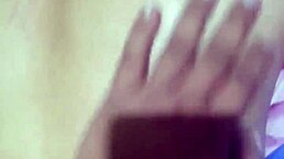 Indonesian trick turns into steamy massage action, huh?