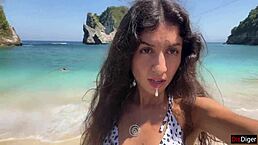 Hottie sucks dick on beach!