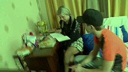 fucking in bed with gorgeous blonde girl. she's pure fire! 🔥