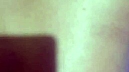 Indonesian trick turns into steamy massage action, huh?