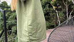 hey majoblonde, how’s that vibrator making you squirt?