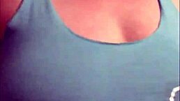 Teasing you with my curvy body and hot piss