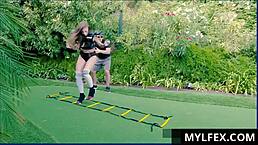 i can’t believe mylfex com got britney amber and logan pierce banging outdoors, this pierced milf rides cowgirl in public!