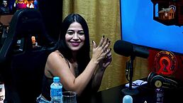 A Novinha Da Privacy Avaliou O Pau Do Ruan E Tirou A Roupa No Podcast Que Delícia - Luuh Barbosa - Podcast Púpum No Barraco Completo No Sheer - Red