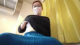 i'm the married woman masturbating in the kitchen