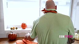 Pervy step papa gets sucked by Violet Gems in kitchen! 🥵