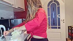 I got my tit out in the kitchen for this fetich video that YouTube bannd