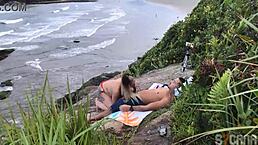 Casal Flagrado Fazendo Sexo na Praia em Sao Paulo