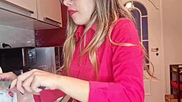 I got my tit out in the kitchen for this fetich video that YouTube bannd