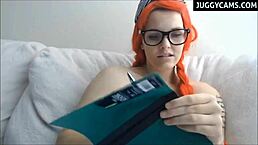 i love watching this huge tits webcam redhead